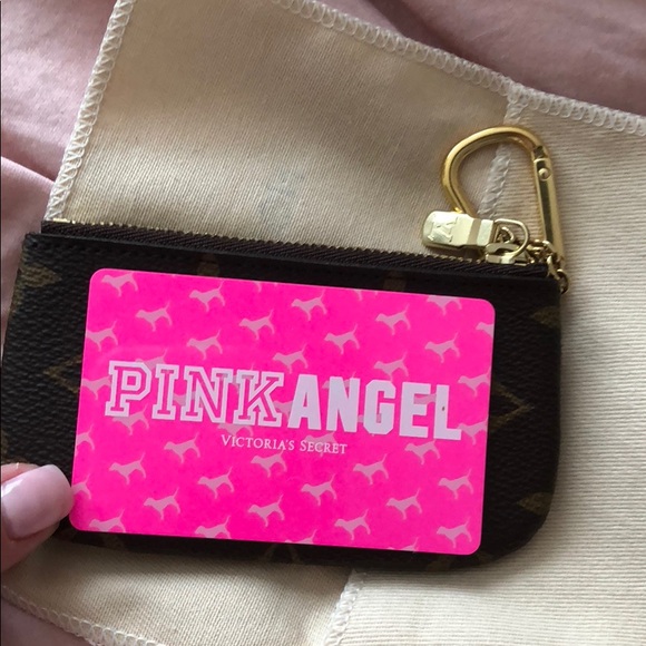 Louis Vuitton Key Pouch ******SOLD******** - Picture 7 of 8